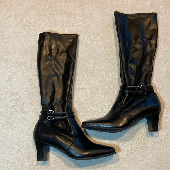 Naturalizer Esterman. Black stretch sz 8 - Picture 1 of 6